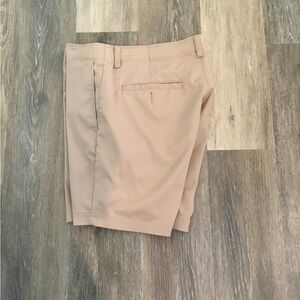 PGA Tour Men’s Khaki Shorts Sz 32 7” inseam